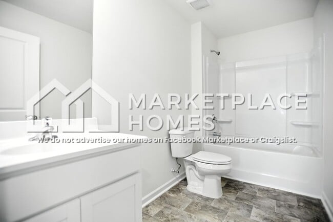 Building Photo - 341 Arrowhead Dr