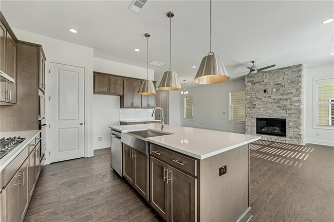 Building Photo - 1066 Winding Br Dr