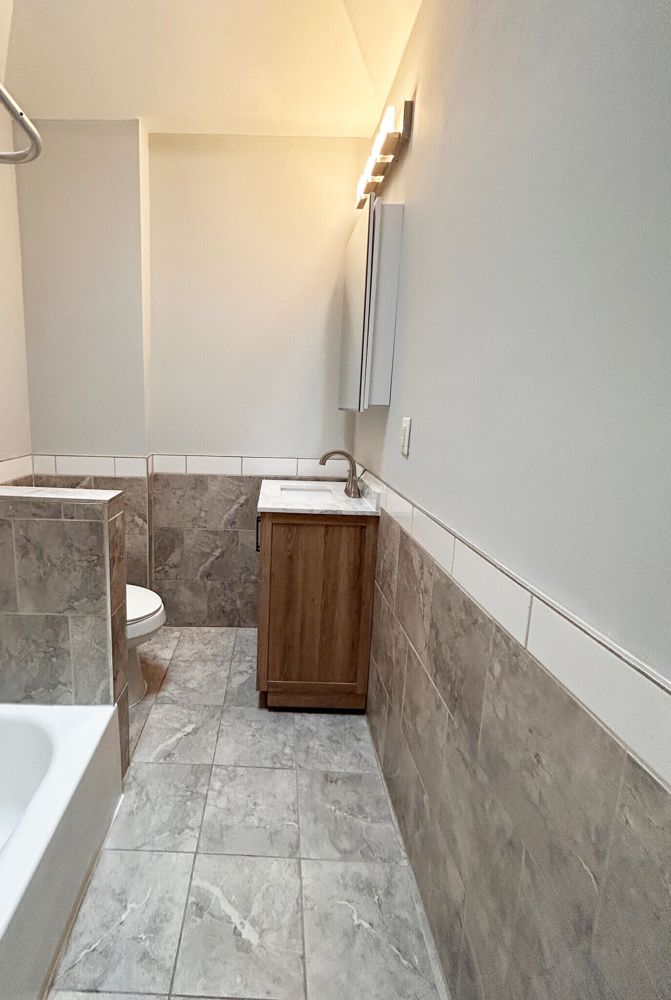 Building Photo - 6223 Hazel Ave