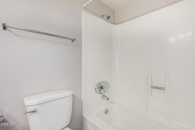 Building Photo - 8055 E Thomas Rd