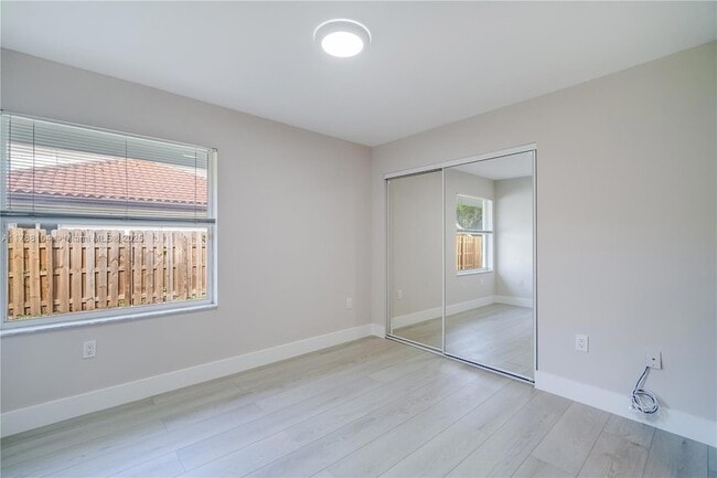 Building Photo - 9818 SW 111th Terrace