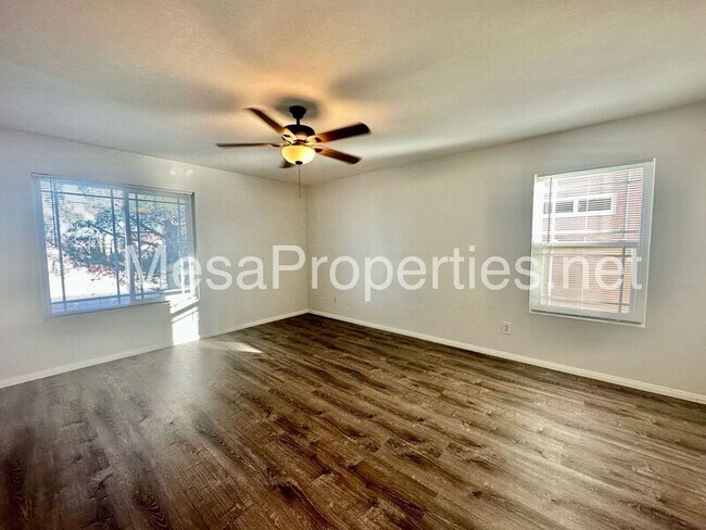 Building Photo - 14747 Carter Rd