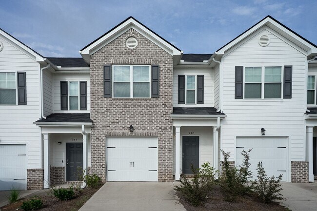 Building Photo - 950 Quaint Parish Cir