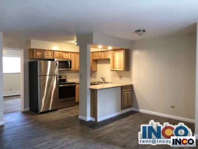 Building Photo - 1280 S Wolff St