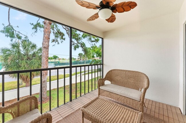 Building Photo - 2431 Heron Terrace