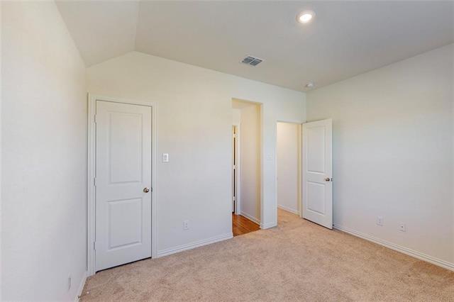 Building Photo - 10143 Prairie Dr