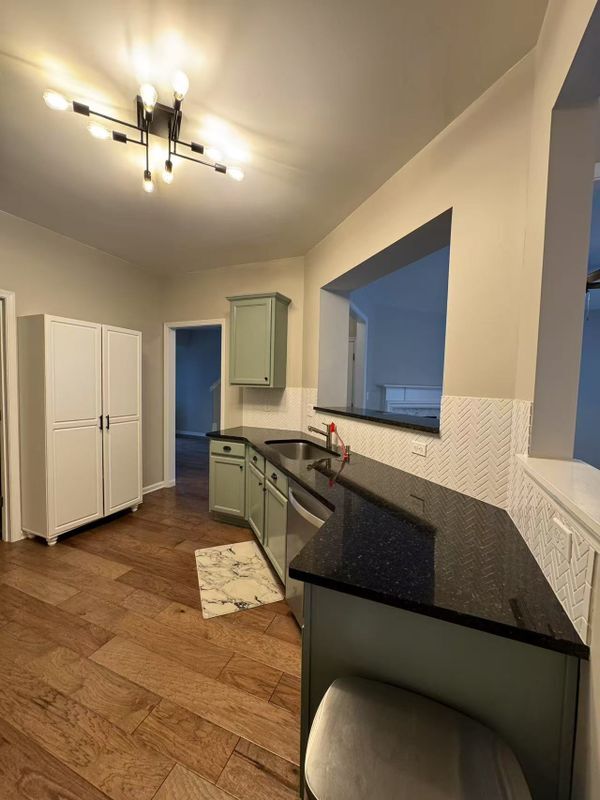 Building Photo - 2692 Briaroak Dr