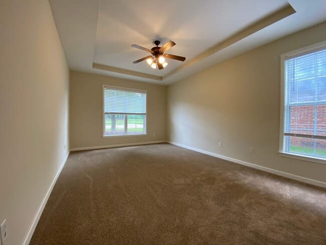 Building Photo - LARGE AND SPACIOUS HOME IN BARTLETT/ARLINGTON