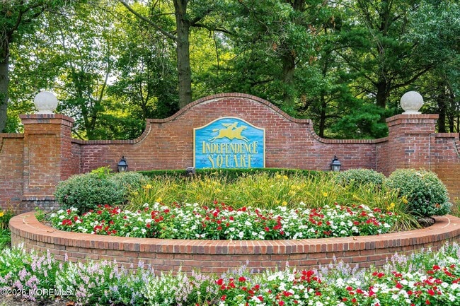 Building Photo - 5 Whistler Dr