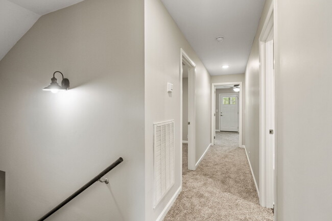 Building Photo - 3302 Possum Trot Rd
