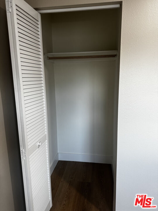 Building Photo - 731 E 33rd St