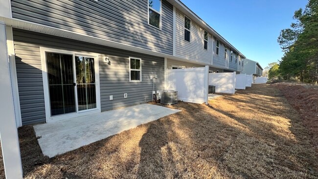 Building Photo - 243 Christiana Ln