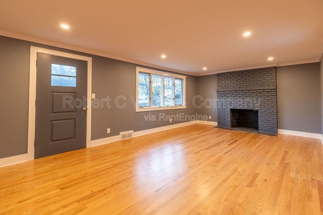 Building Photo - 287 Prospect St