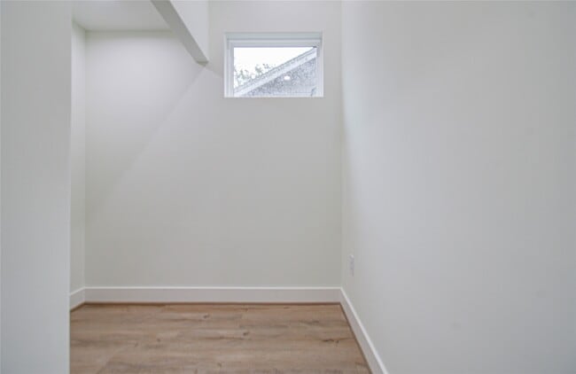 Building Photo - 4603 Edison St