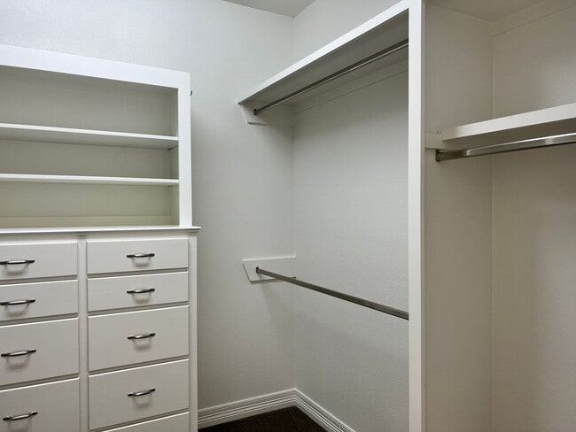 Building Photo - 2976 Elkton Trail