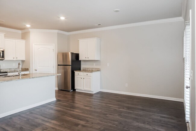 Building Photo - 14170 Lannister Ln