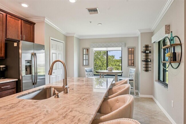 Building Photo - 5528 Palmer Cir