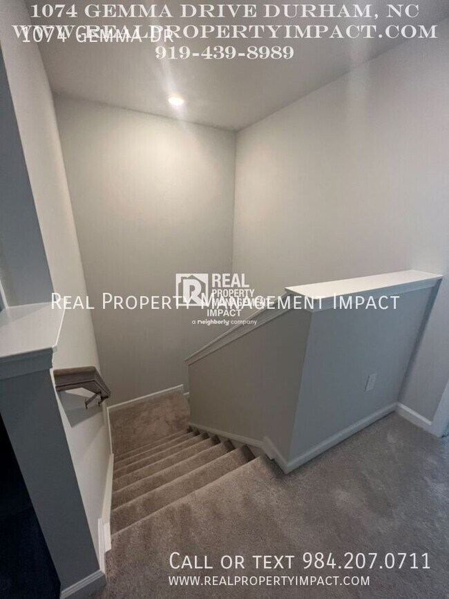 Building Photo - 1074 Gemma Dr
