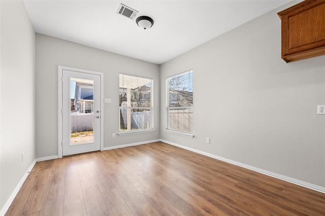 Building Photo - 1336 Kingston Pl