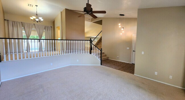 Building Photo - 3 Bedroom + Office Home in the Vineyards Community Near W Germann Rd and S Dobson Rd!