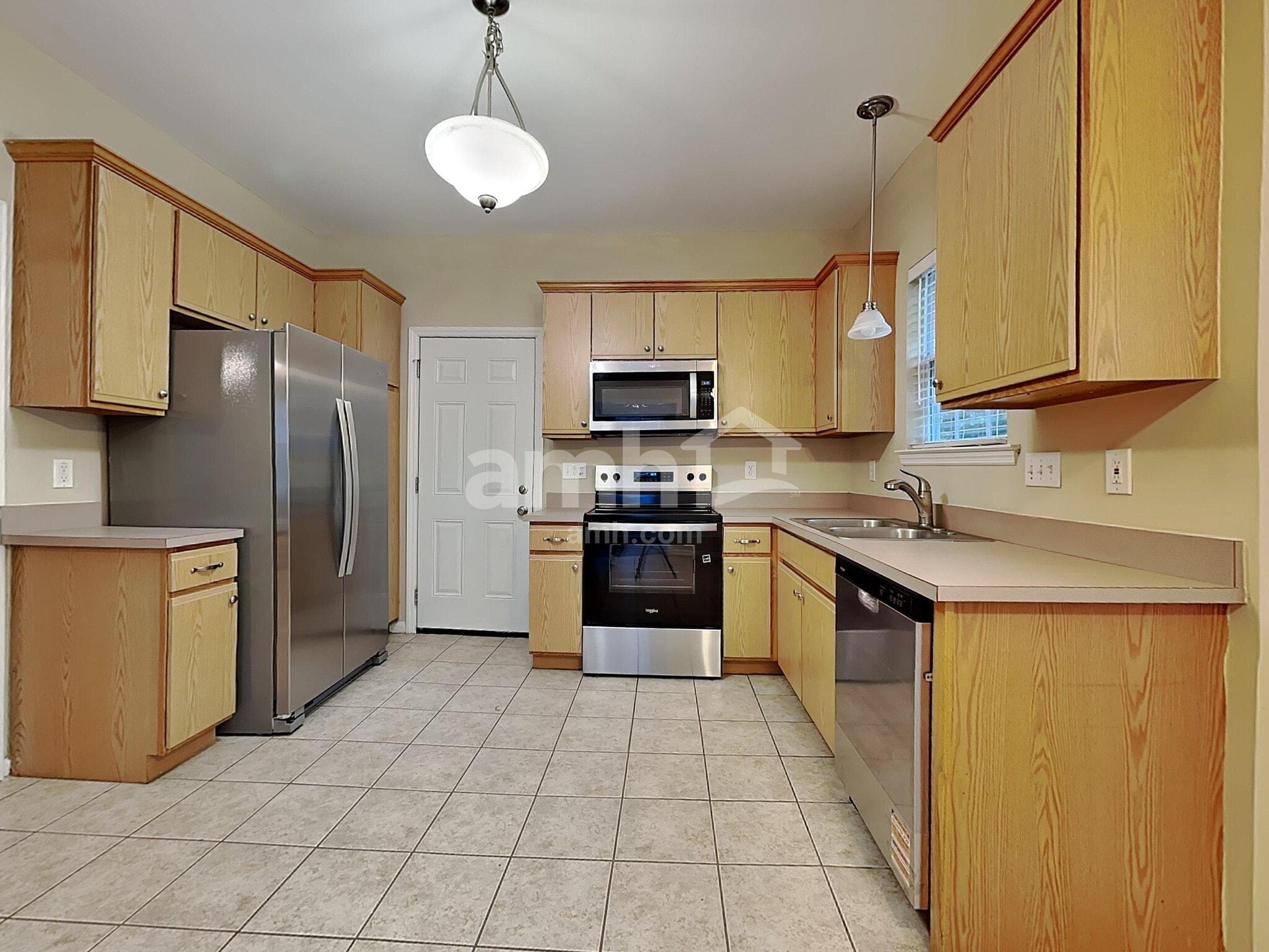 Building Photo - 236 Ber Creek Dr