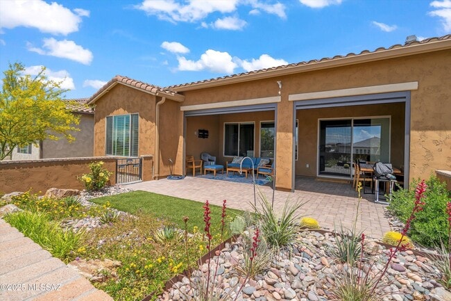 Building Photo - 30668 S Sand Hurst Ln