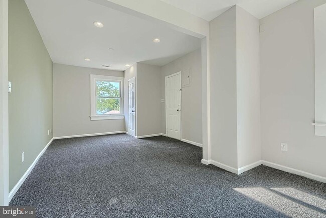 Building Photo - 3805 Garrison Blvd