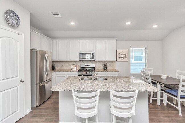 Building Photo - 6842 Scarlet Sagebrush St