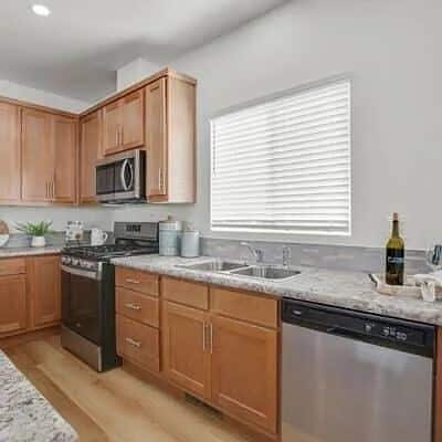 Building Photo - 17 Dart St