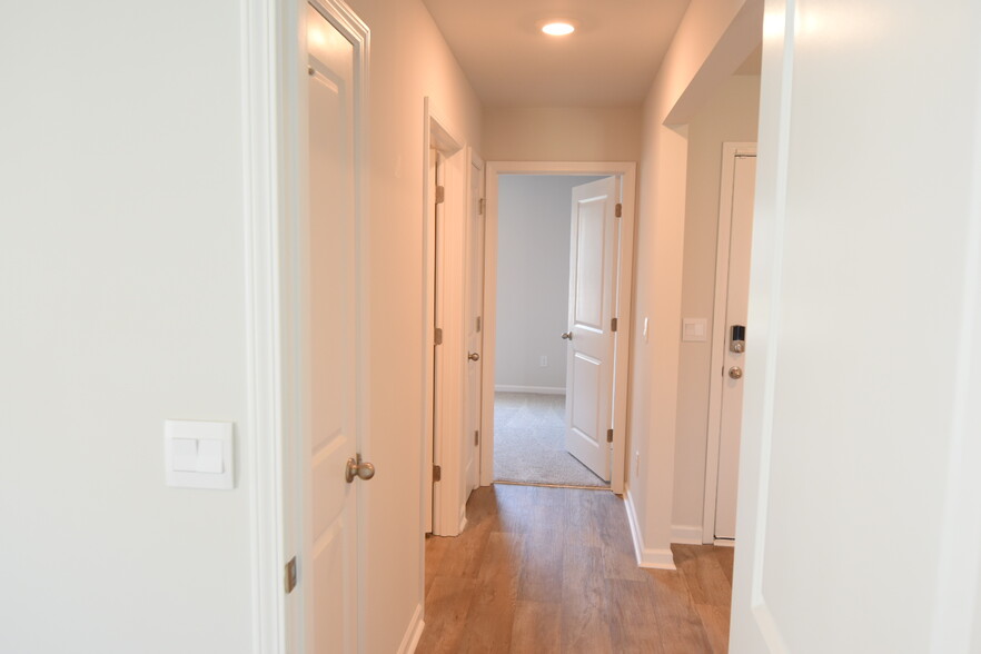 Building Photo - 1712 Fox Trace Cir