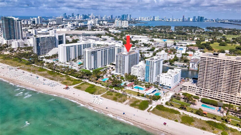 Building Photo - 2401 Collins Ave