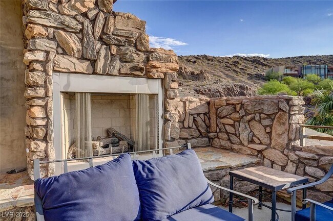 Building Photo - 1608 Liege Dr