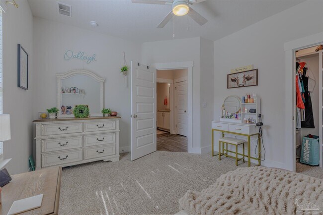 Building Photo - 4169 Equestrian Blvd