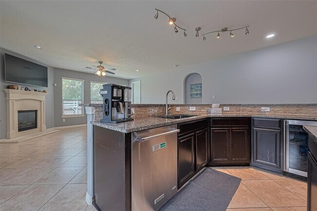 Building Photo - 6142 Harmony Park Lane