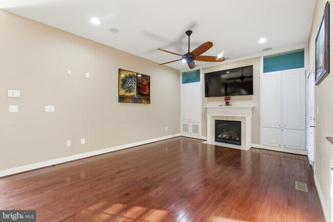 Building Photo - 6319 Still Spring Pl