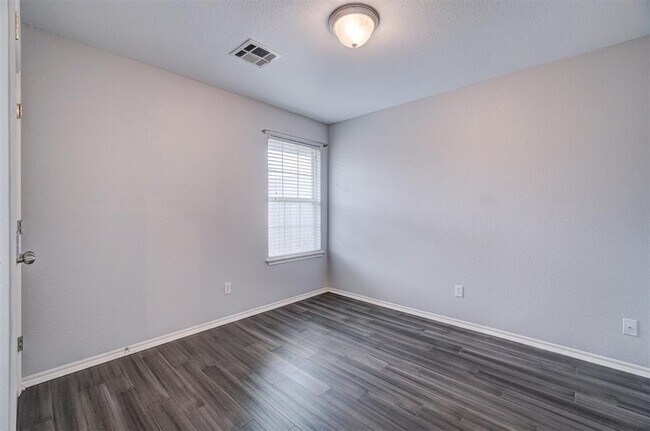 Building Photo - 408 Cherokee Gate Dr