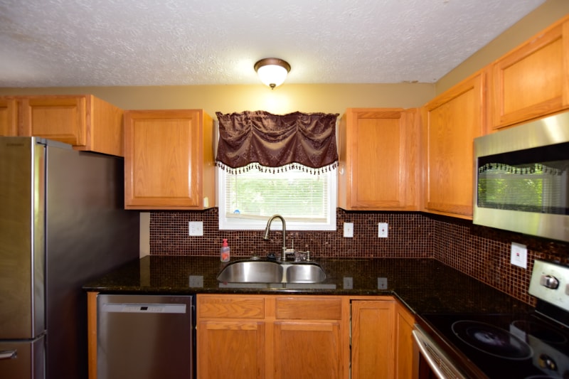 Building Photo - 5710 English Rose Dr