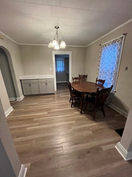 Building Photo - 1155 Fort Henry Ave