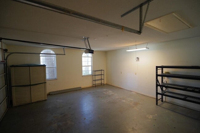 Building Photo - 3108 McCord Blvd