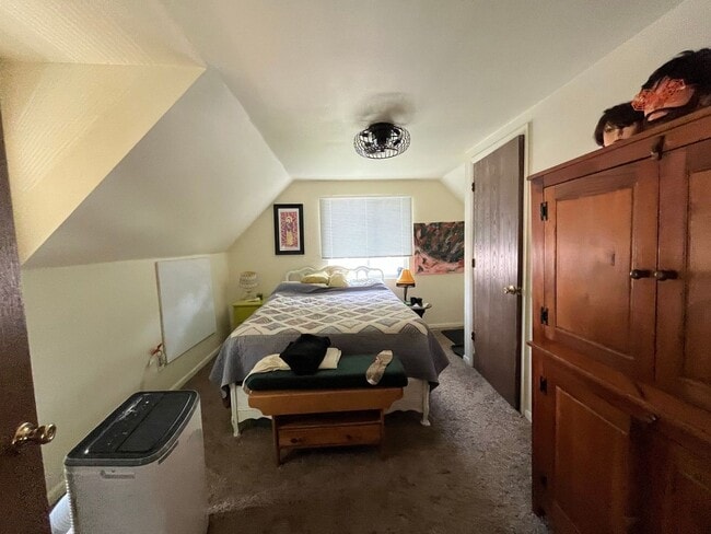 Building Photo - Adorable Duplex Near Downtown Loveland