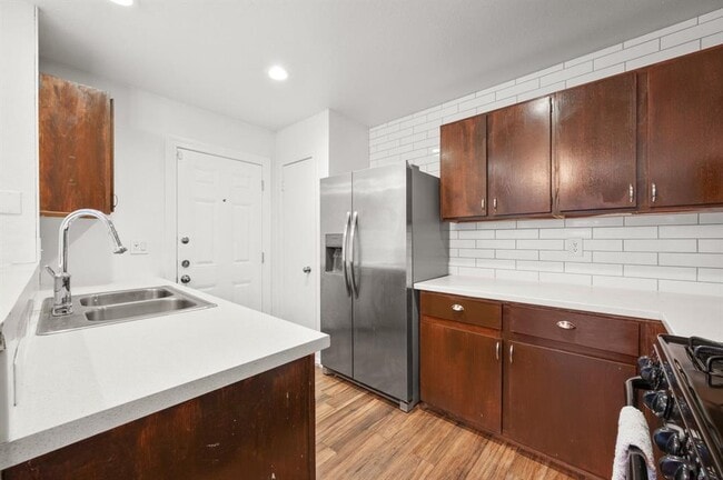 Building Photo - 12329 Limerick Ave