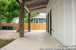 Building Photo - 1339 Schley Ave