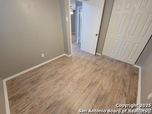 Building Photo - 844 E Sunshine Dr