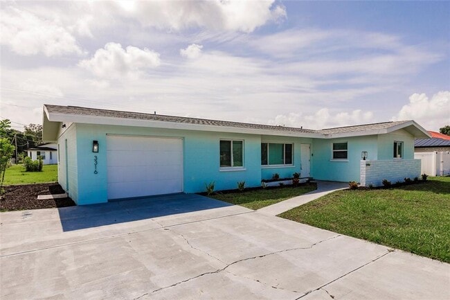 Building Photo - 3316 Port Charlotte Blvd