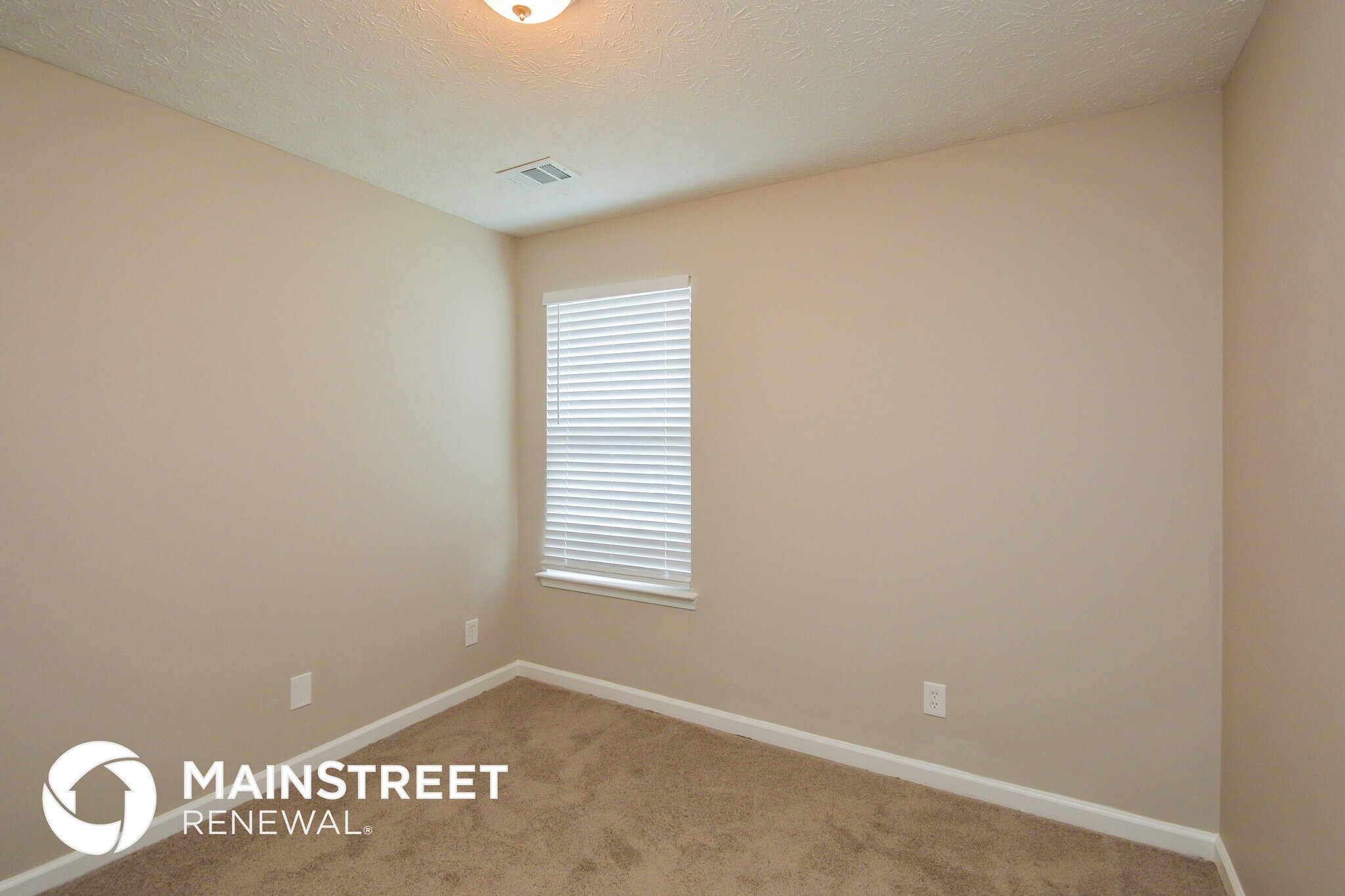 Building Photo - 140 Meadowridge Dr