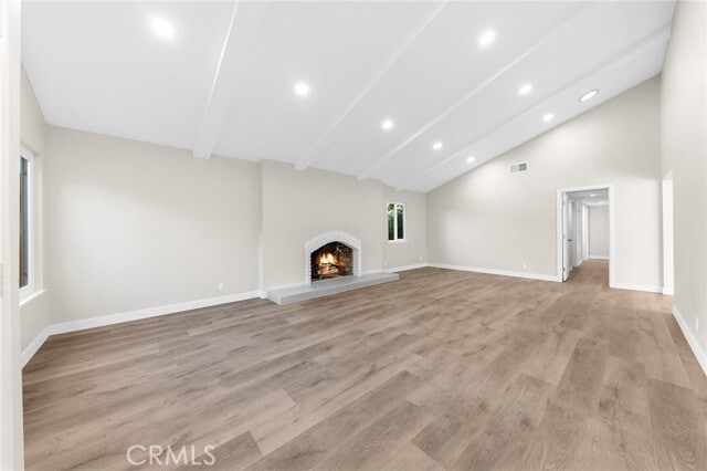 Building Photo - 596 Vista Rambla