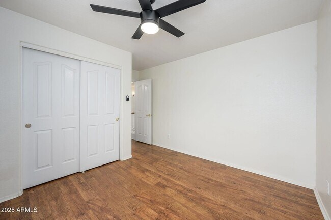 Building Photo - 25825 N 65th Ave