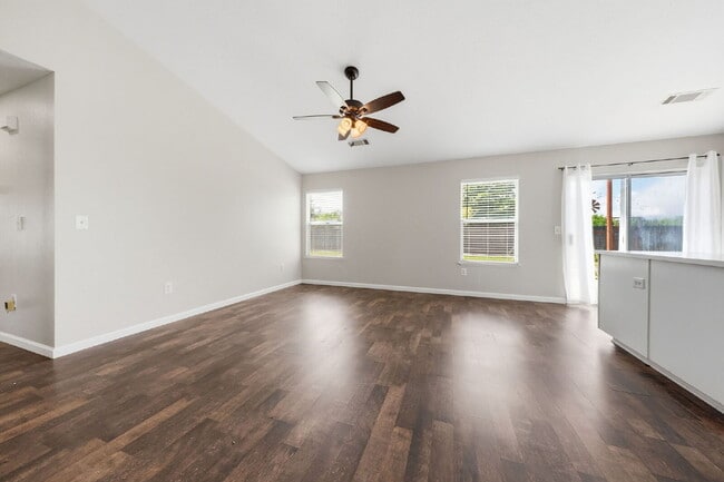 Building Photo - 3 Bedroom Home with RV/Boat Parking, Large Yard & Chicken Coop – Cul-de-Sac Location Near Kids Ki...