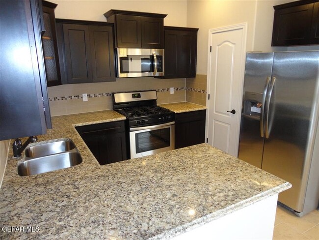 Building Photo - 14254 Earl Chokiski