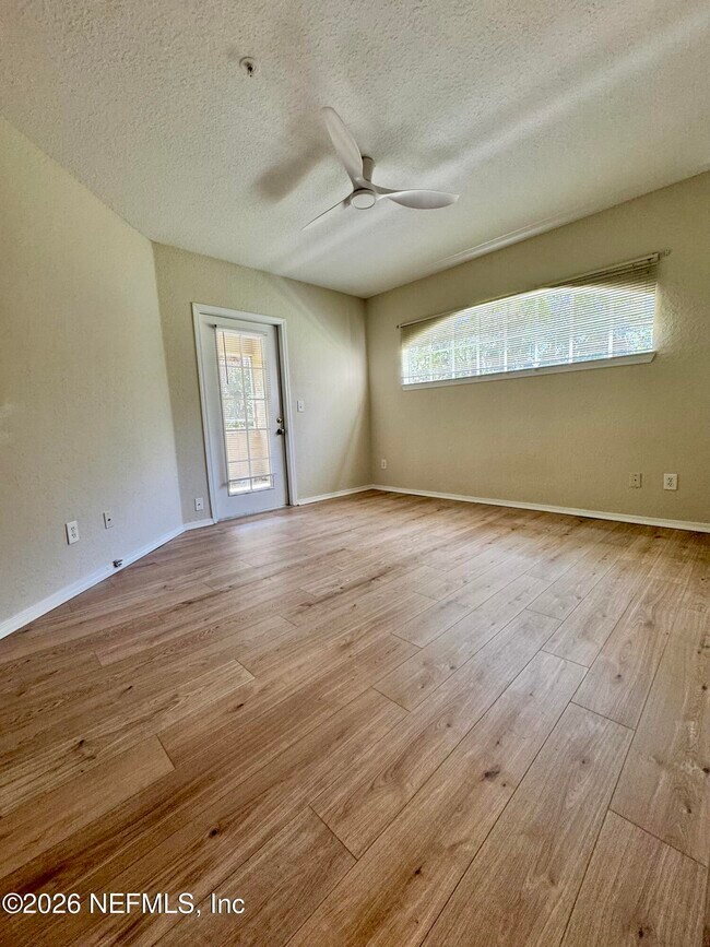 Building Photo - 1701 The Greens Way